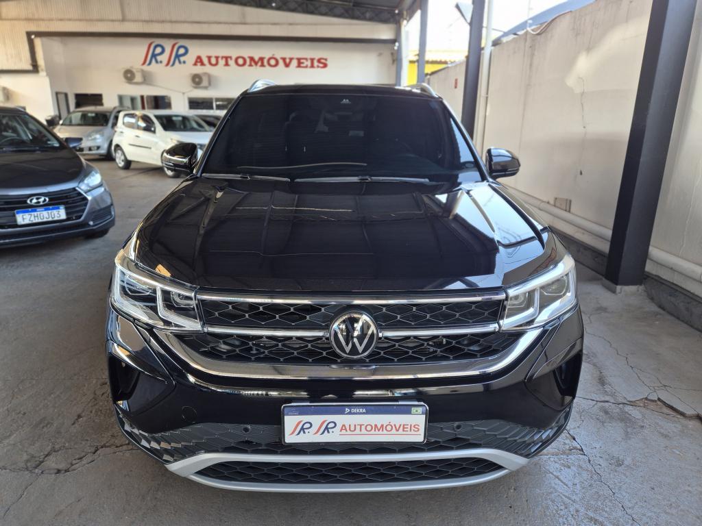 VOLKSWAGEN Taos