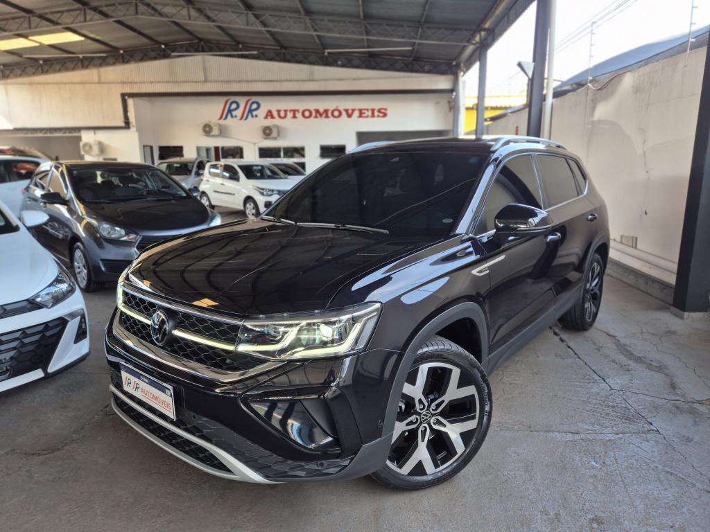 VOLKSWAGEN Taos - Foto