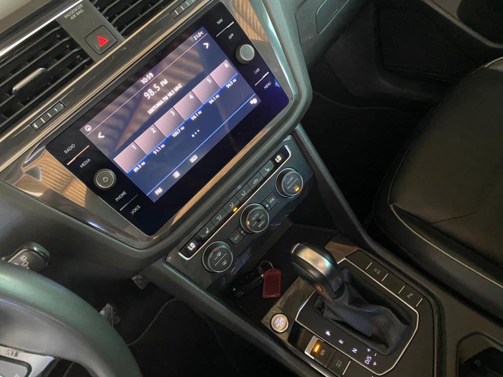 VOLKSWAGEN Tiguan - Foto