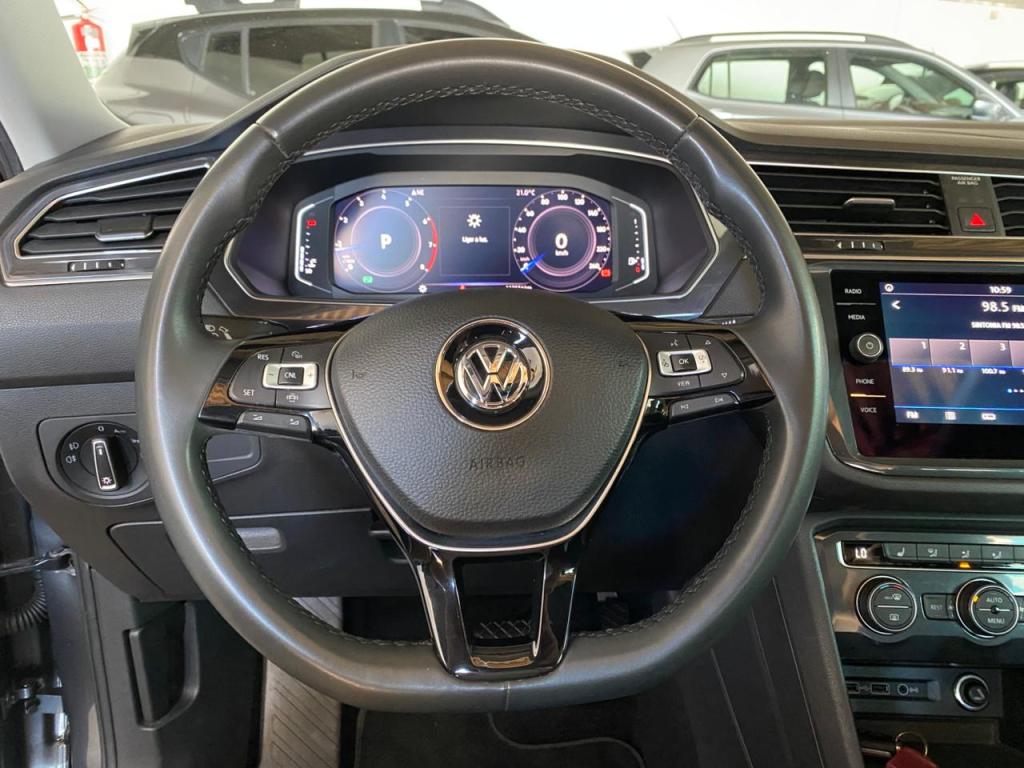 VOLKSWAGEN Tiguan - Foto