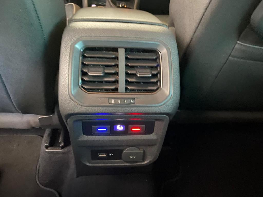 VOLKSWAGEN Tiguan - Foto