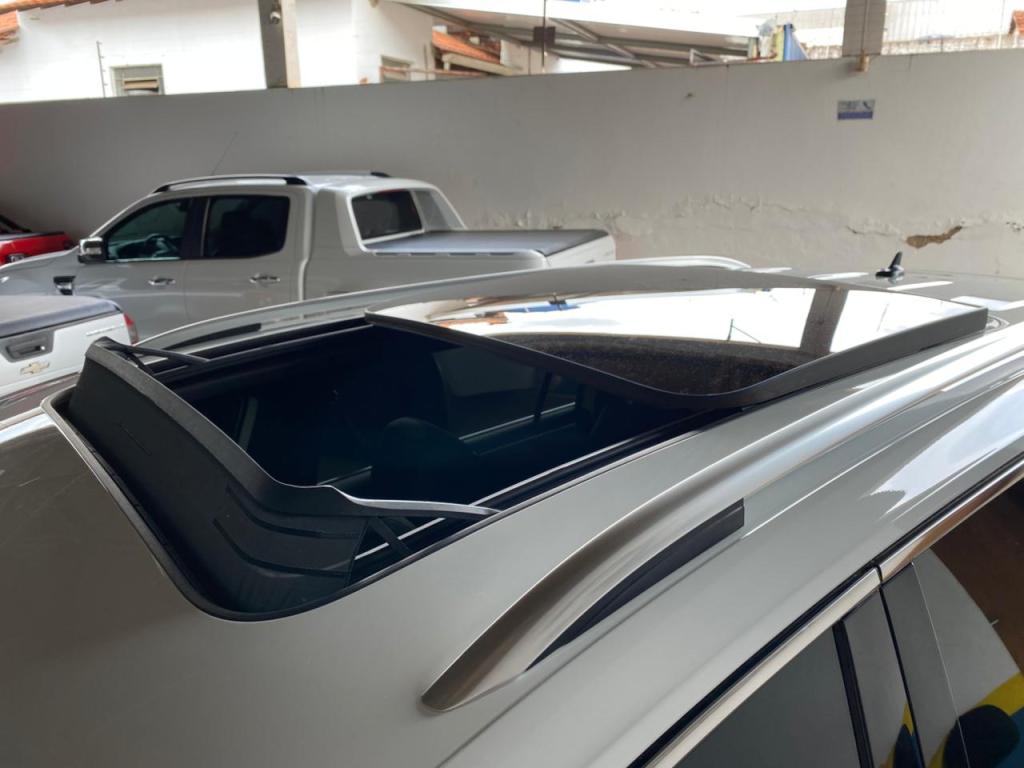 VOLKSWAGEN Tiguan - Foto