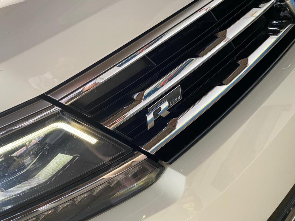 VOLKSWAGEN Tiguan - Foto