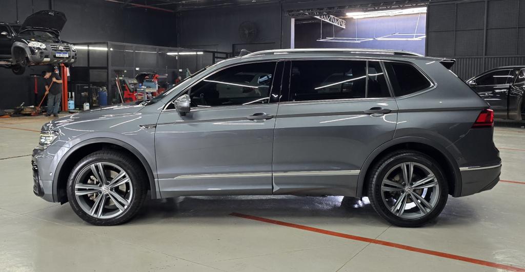 VOLKSWAGEN Tiguan - Foto