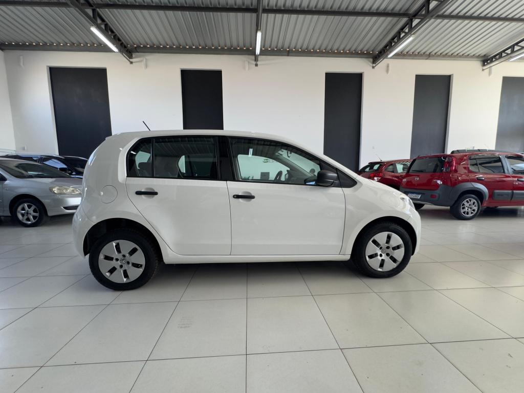 VOLKSWAGEN UP - Foto