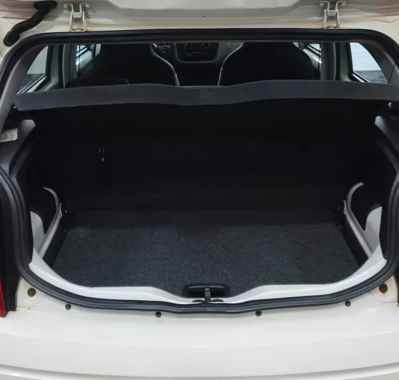 VOLKSWAGEN UP - Foto