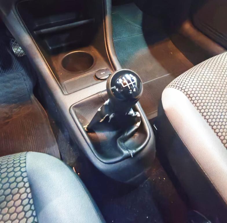 VOLKSWAGEN UP - Foto