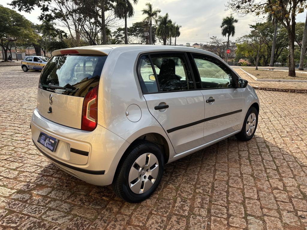 VOLKSWAGEN UP - Foto