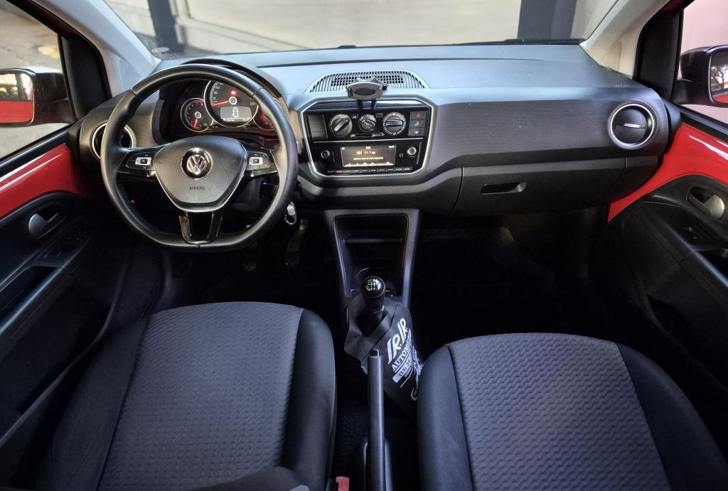 VOLKSWAGEN UP - Foto