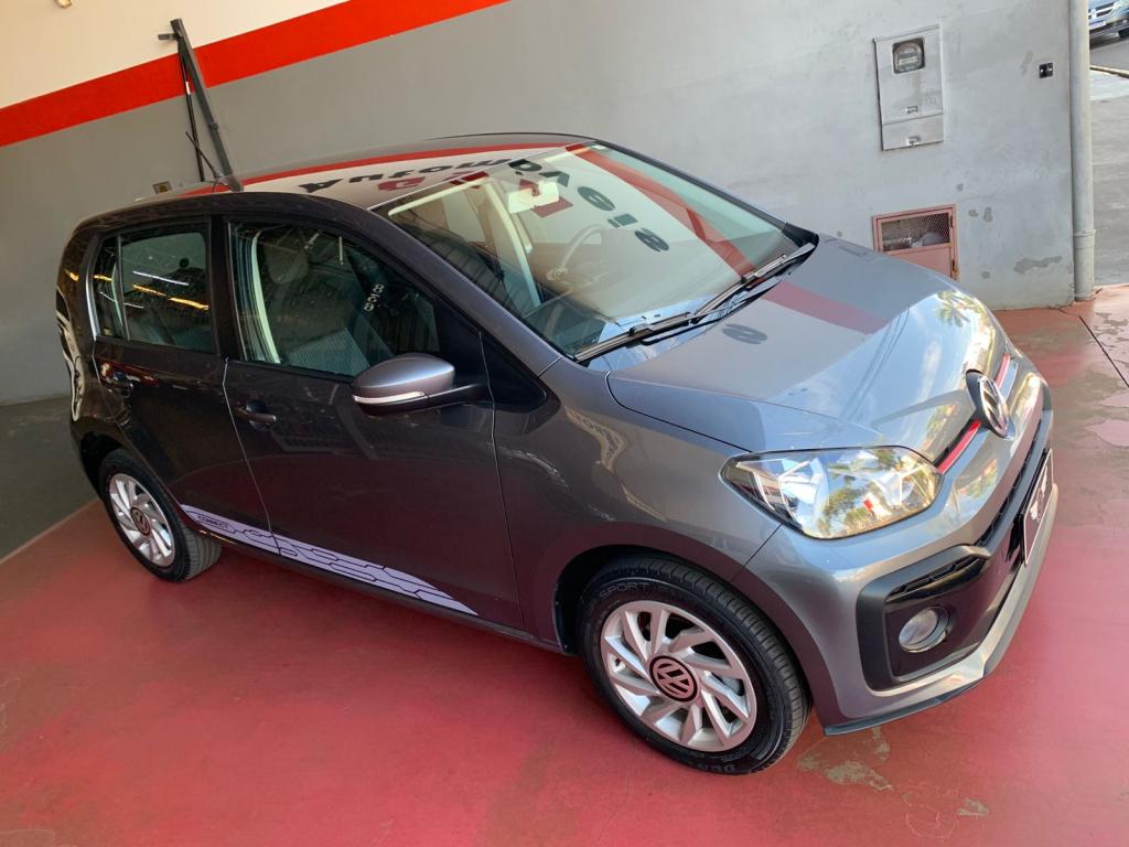 VOLKSWAGEN UP - Foto