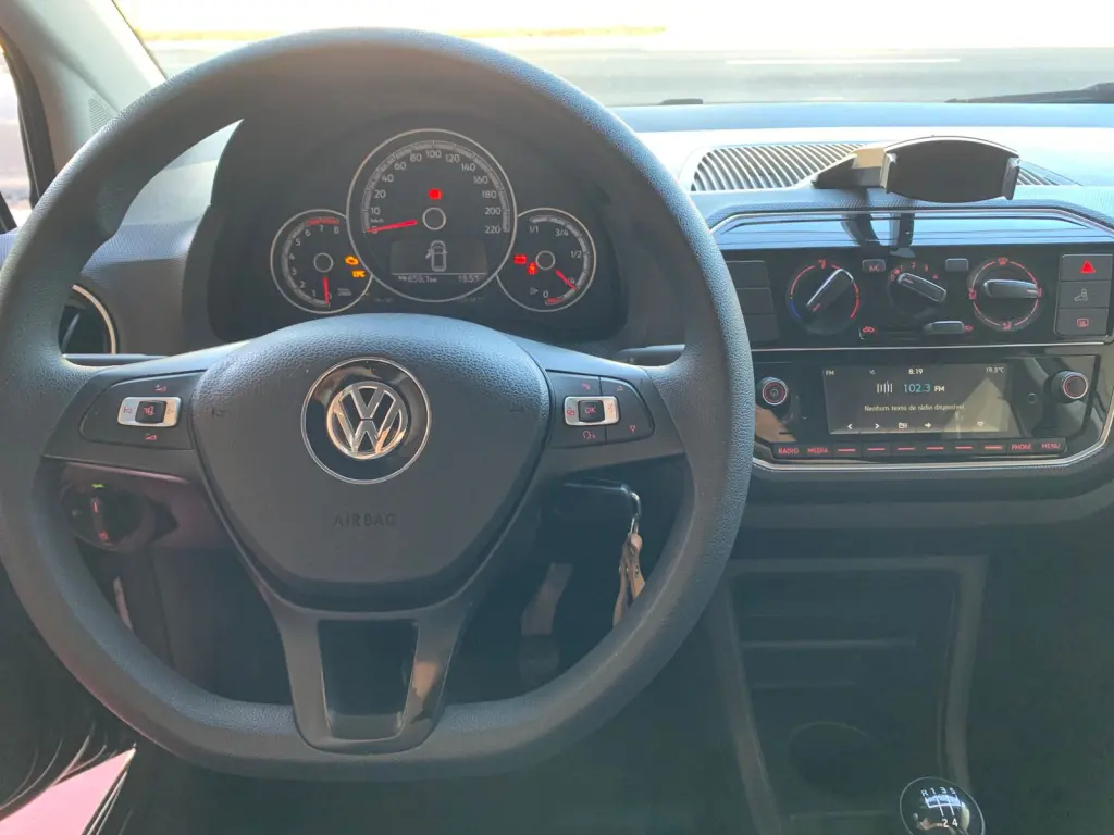 VOLKSWAGEN UP - Foto