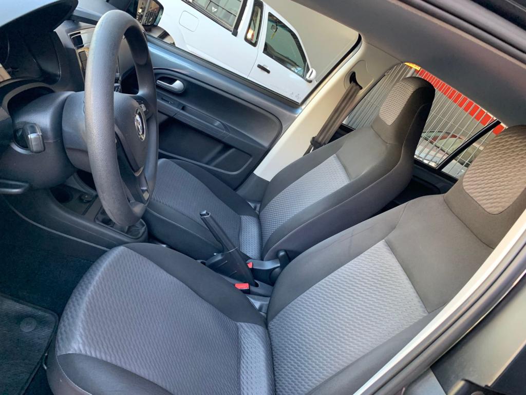 VOLKSWAGEN UP - Foto