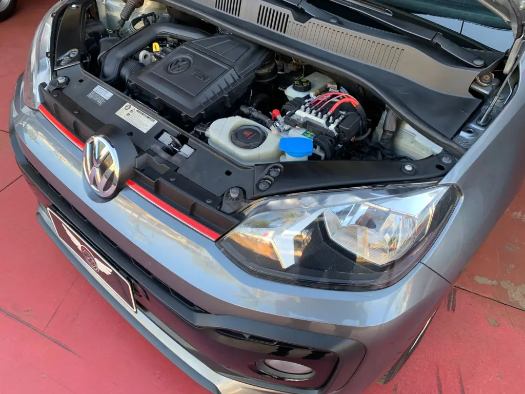 VOLKSWAGEN UP - Foto
