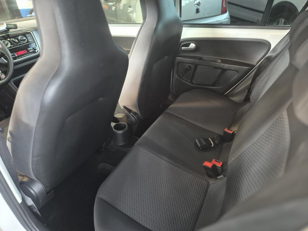 VOLKSWAGEN UP - Foto