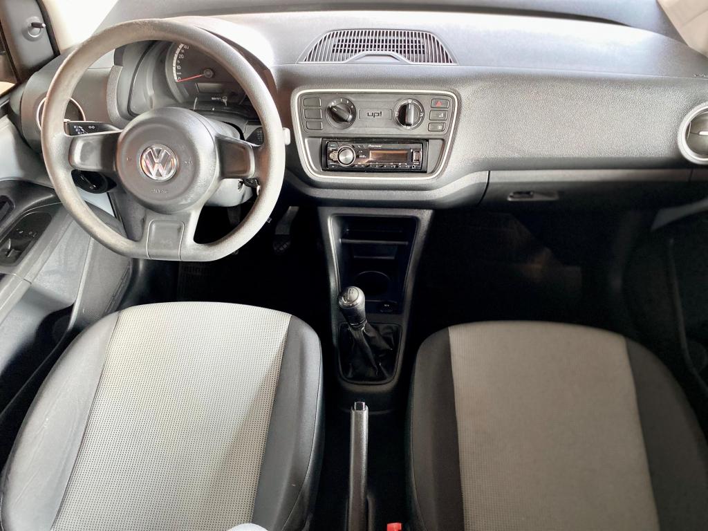 VOLKSWAGEN UP - Foto