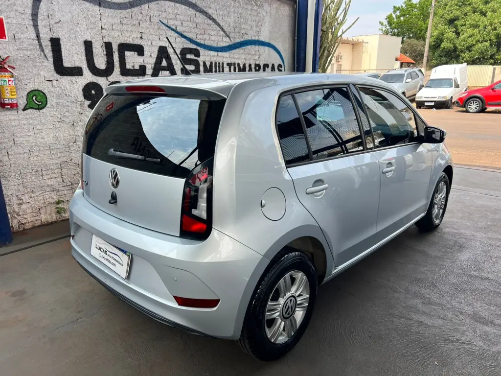 VOLKSWAGEN UP - Foto
