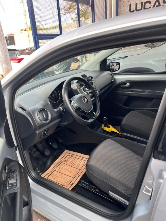 VOLKSWAGEN UP - Foto