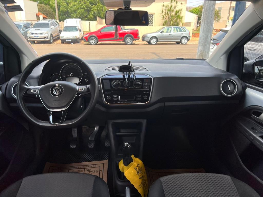 VOLKSWAGEN UP - Foto