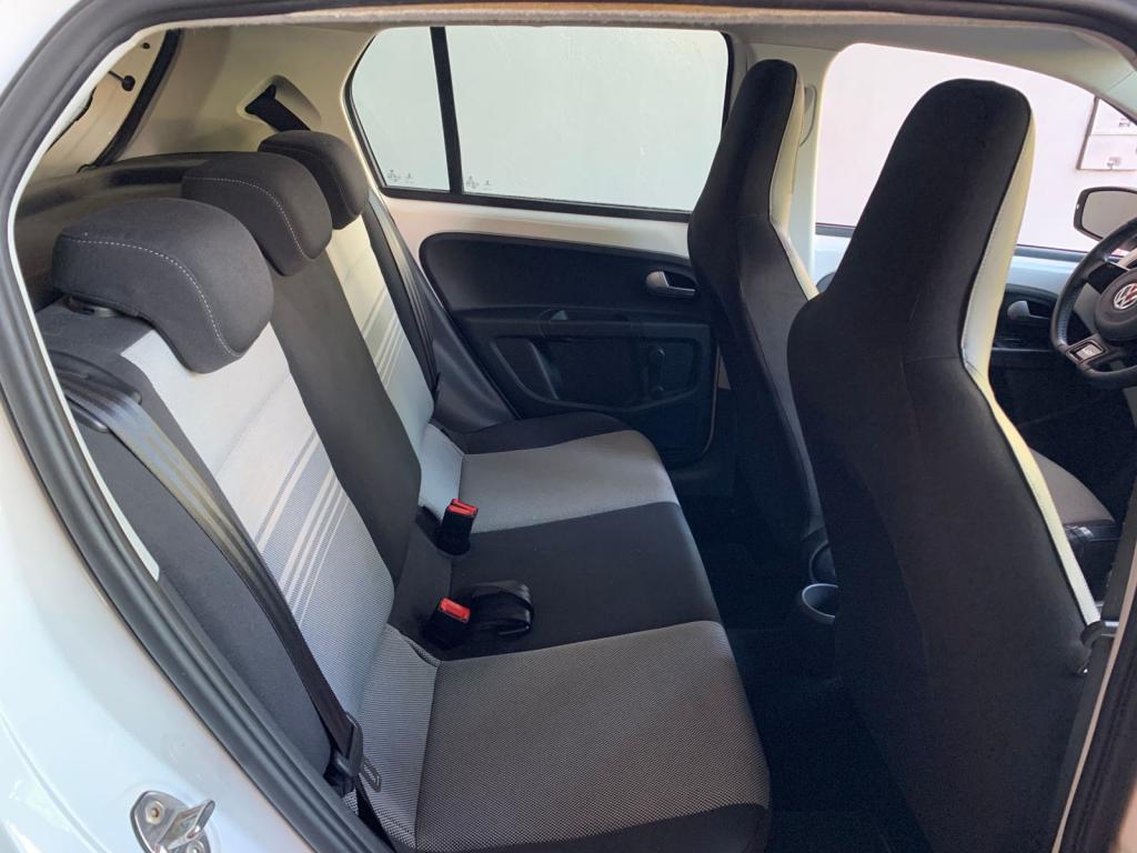 VOLKSWAGEN UP - Foto