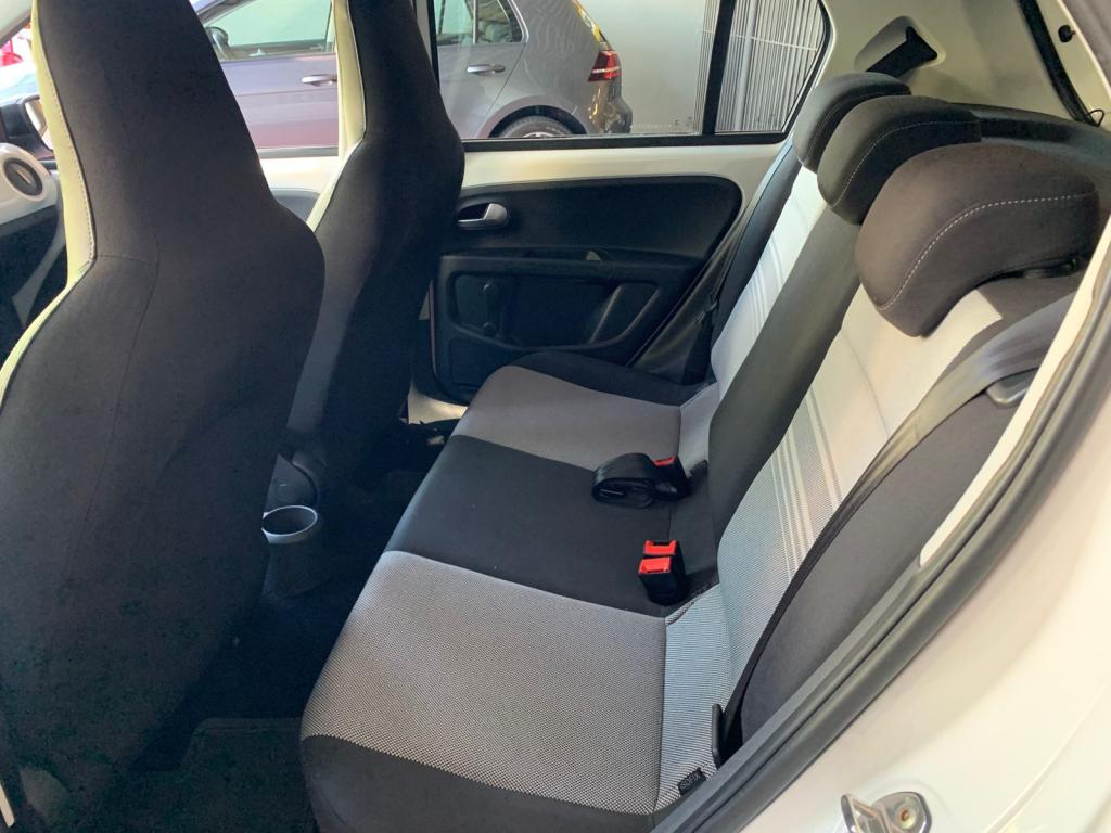 VOLKSWAGEN UP - Foto