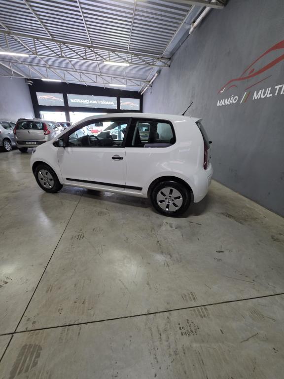 VOLKSWAGEN UP - Foto