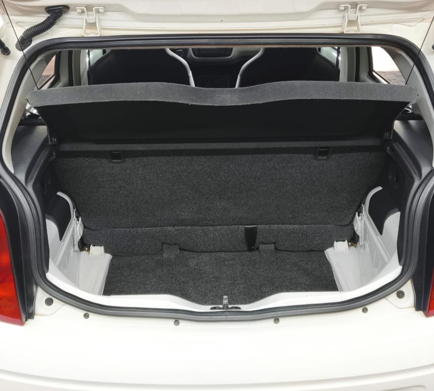 VOLKSWAGEN UP - Foto