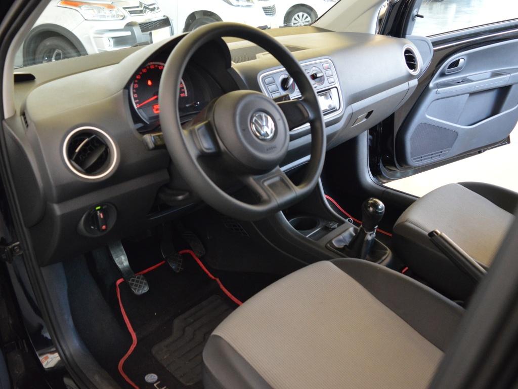 VOLKSWAGEN UP - Foto