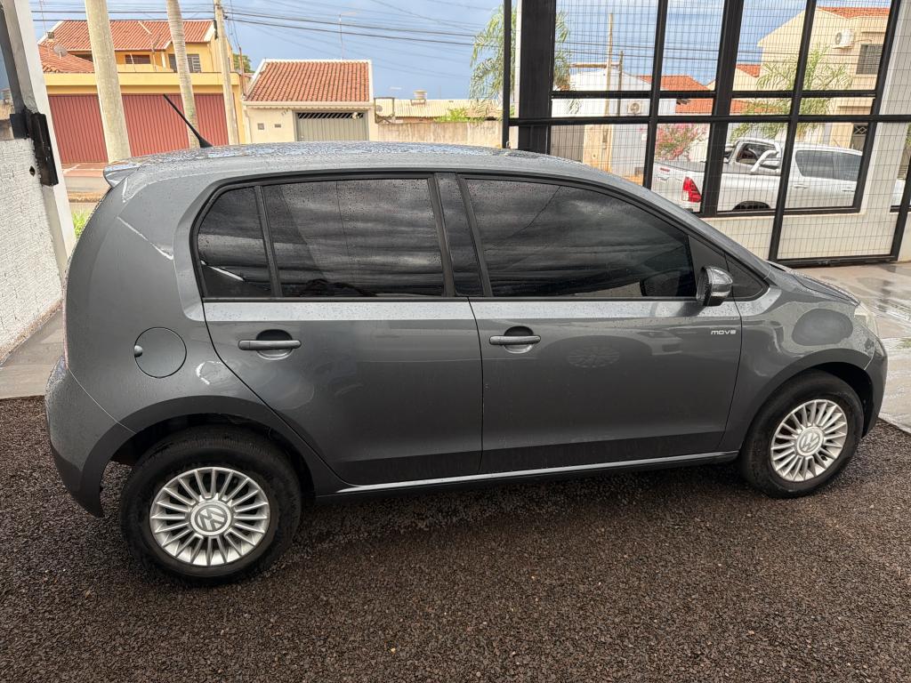 VOLKSWAGEN UP - Foto