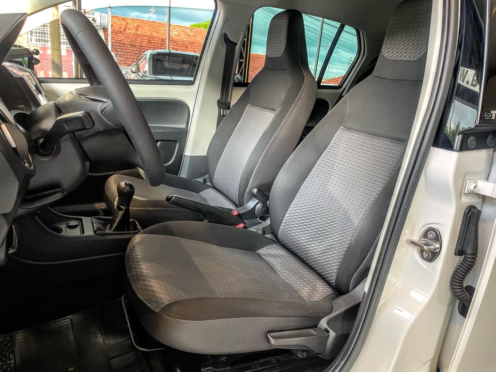 VOLKSWAGEN UP - Foto