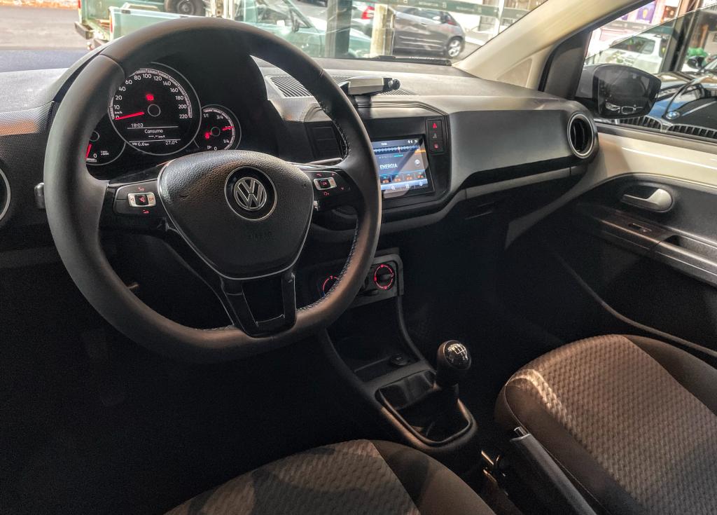 VOLKSWAGEN UP - Foto