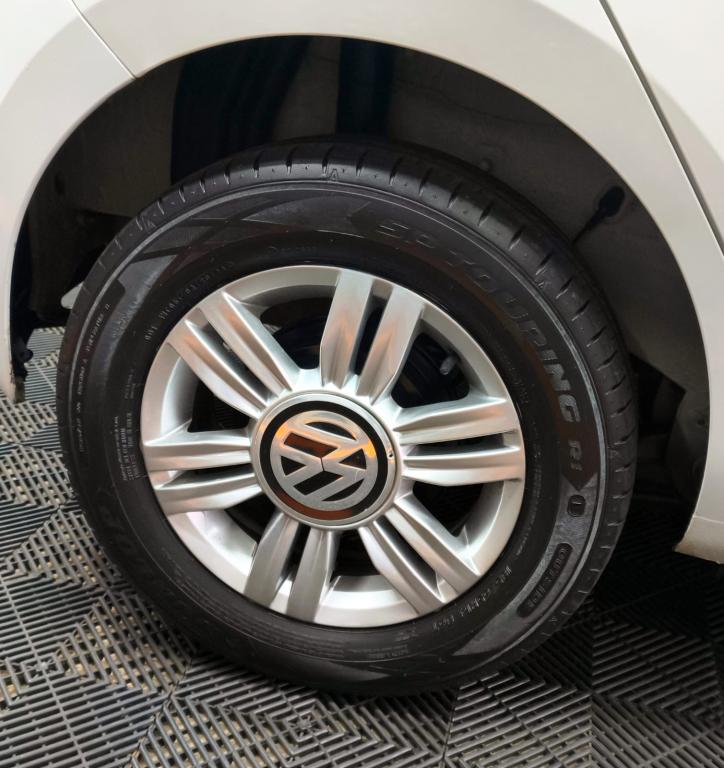 VOLKSWAGEN UP - Foto