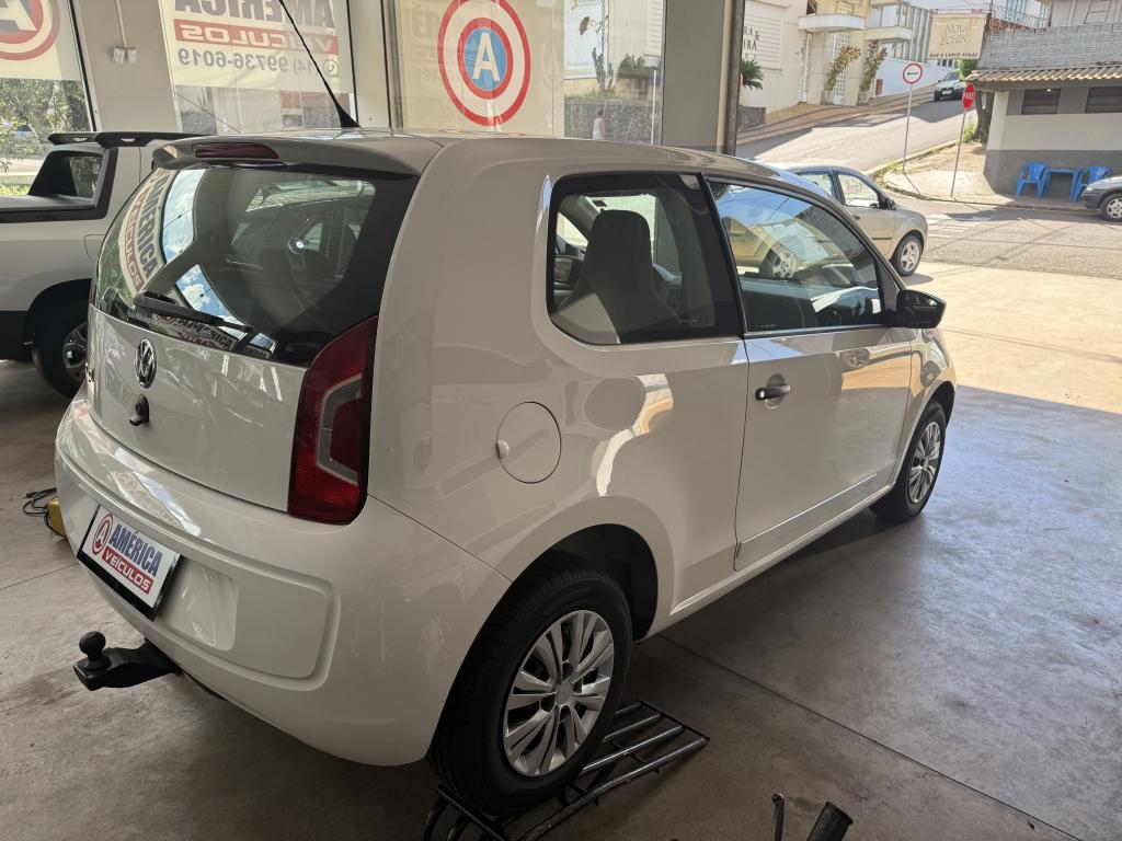 VOLKSWAGEN UP - Foto