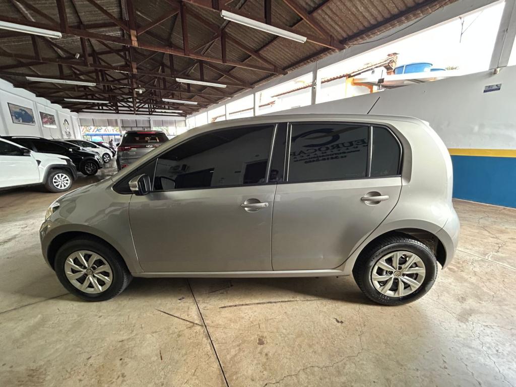 VOLKSWAGEN UP - Foto
