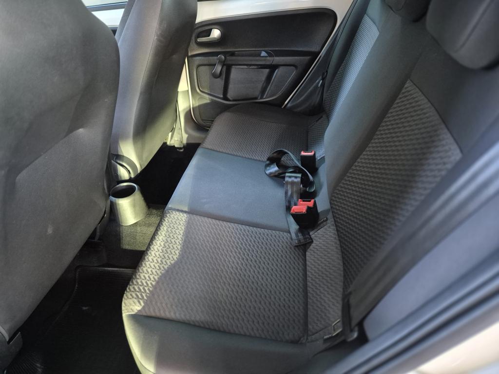 VOLKSWAGEN UP - Foto