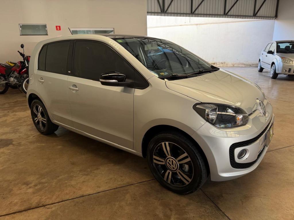 VOLKSWAGEN UP - Foto