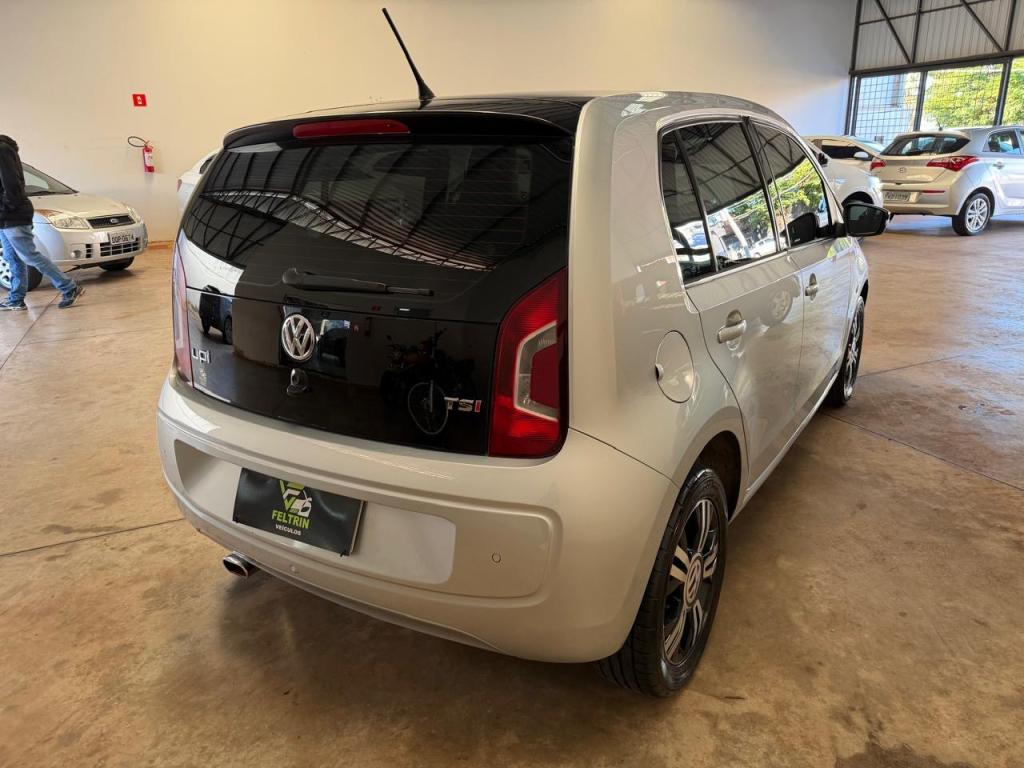 VOLKSWAGEN UP - Foto