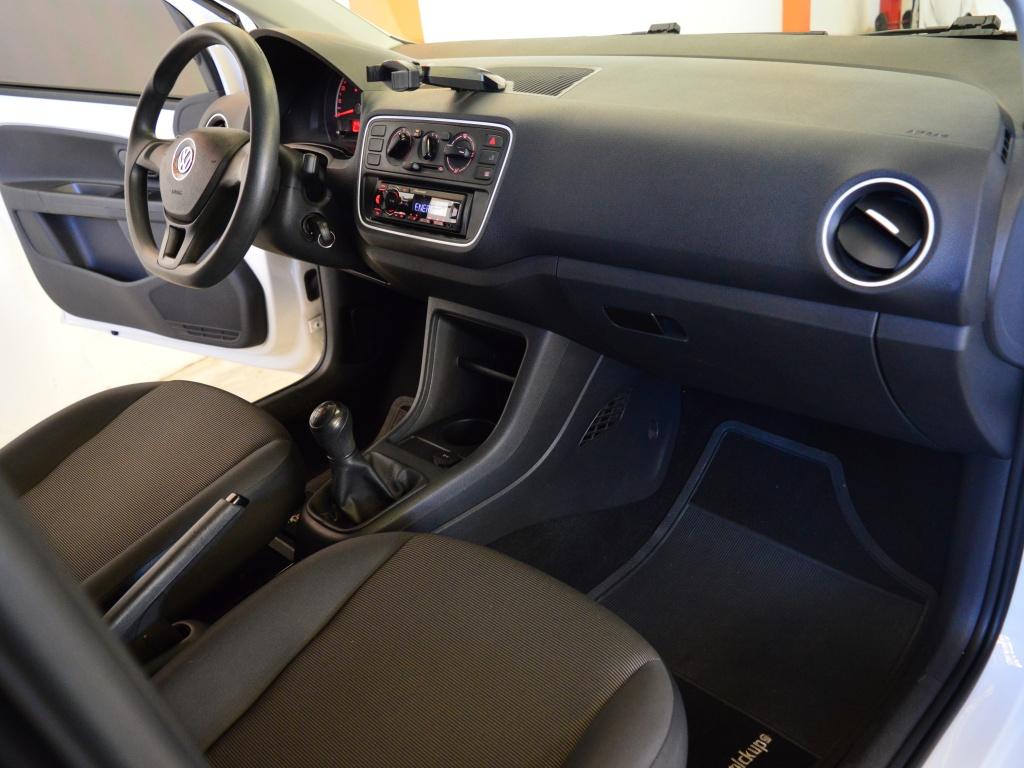 VOLKSWAGEN UP - Foto