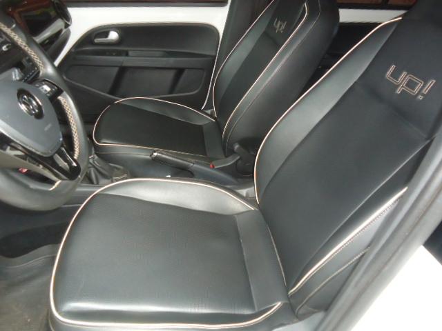 VOLKSWAGEN UP - Foto