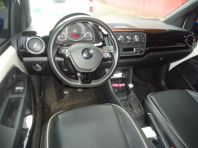 VOLKSWAGEN UP - Foto