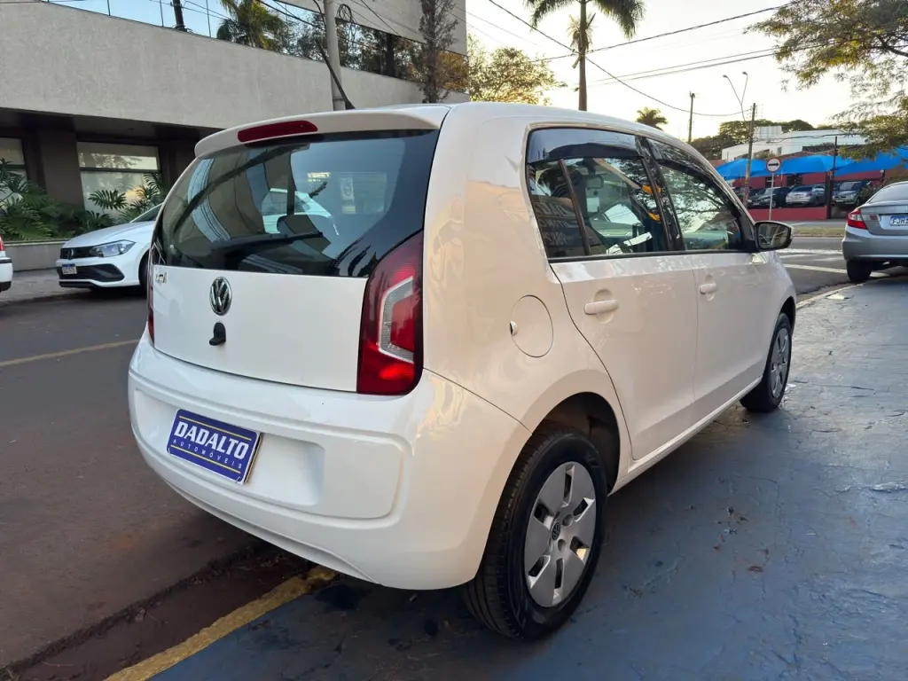 VOLKSWAGEN UP - Foto
