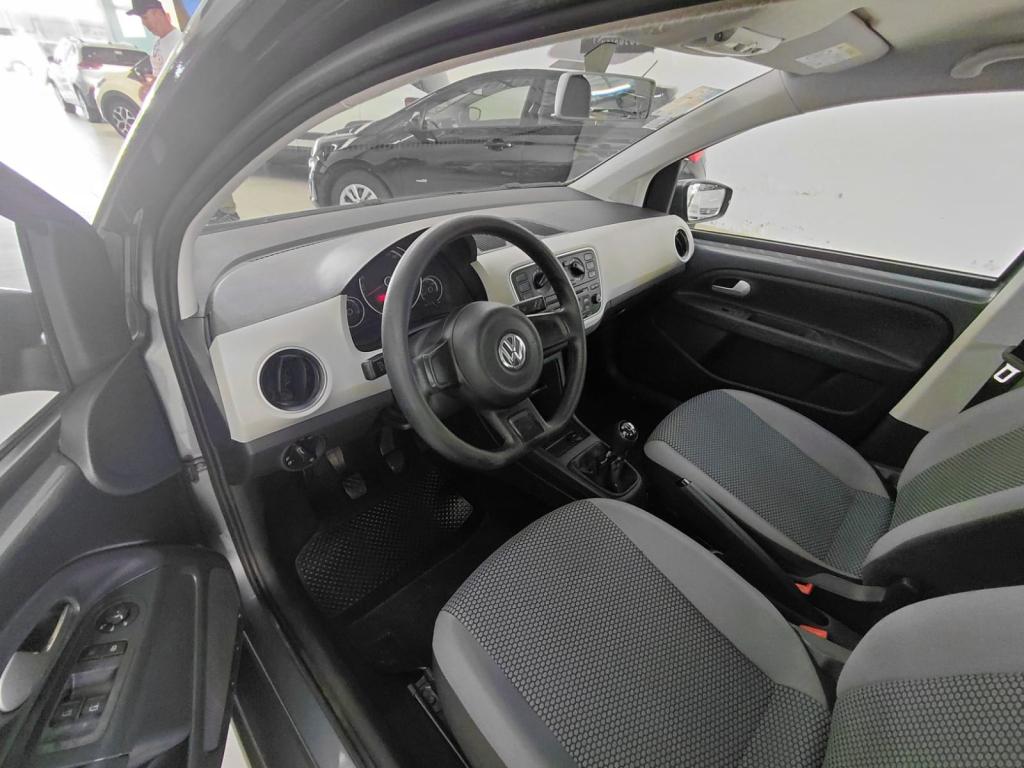 VOLKSWAGEN UP - Foto