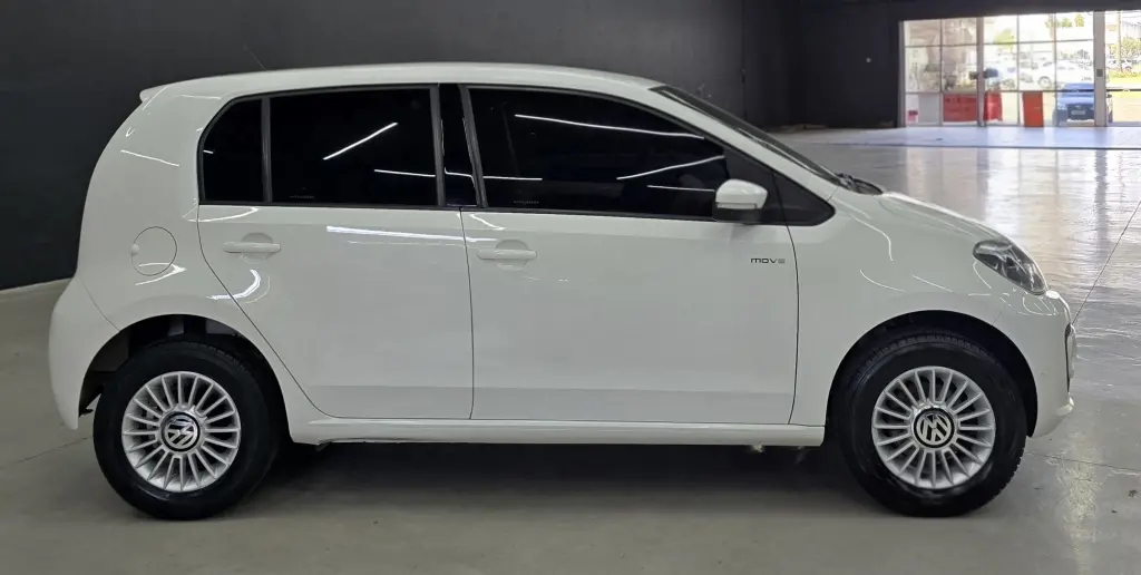 VOLKSWAGEN UP - Foto