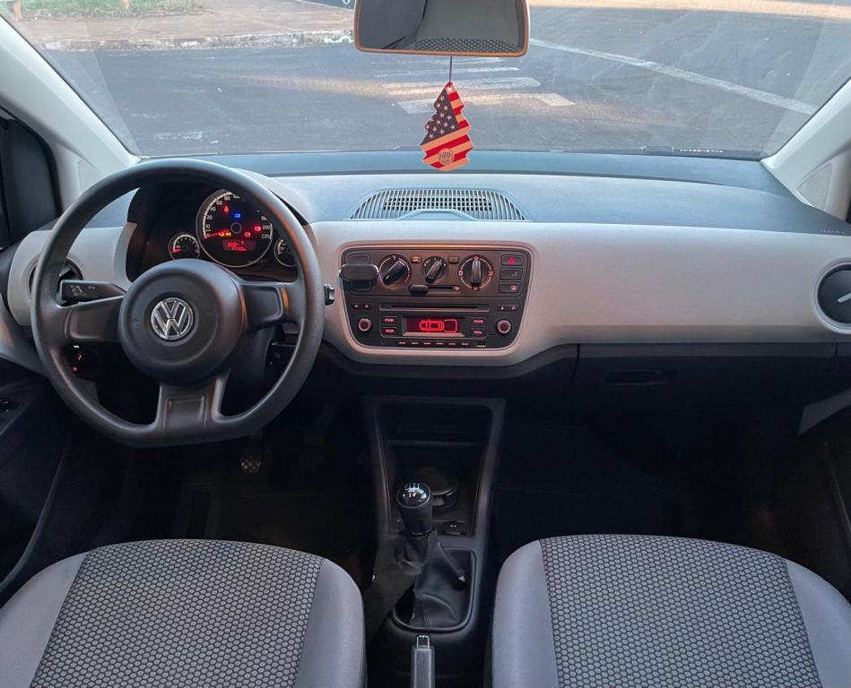 VOLKSWAGEN UP - Foto