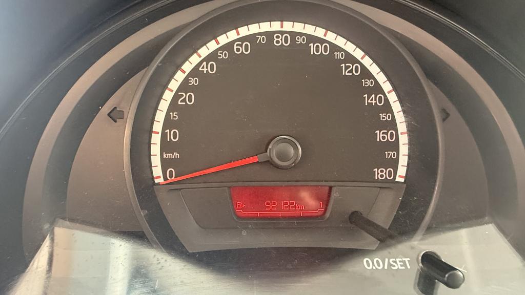 VOLKSWAGEN UP - Foto