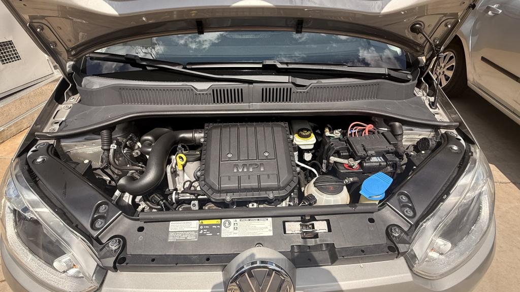 VOLKSWAGEN UP - Foto