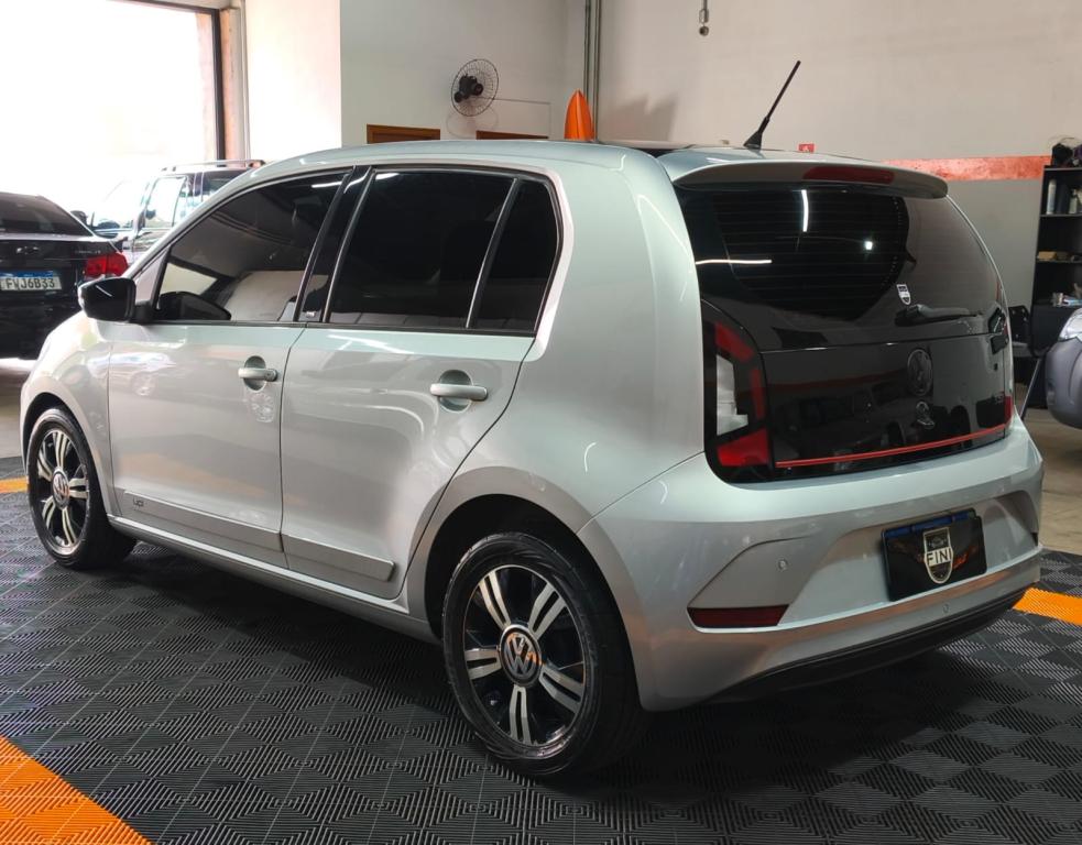VOLKSWAGEN UP - Foto