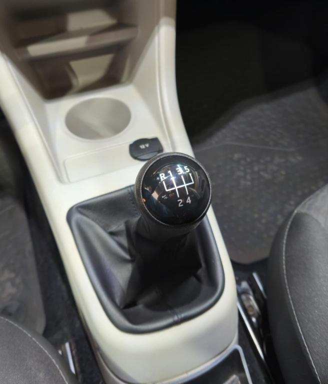 VOLKSWAGEN UP - Foto