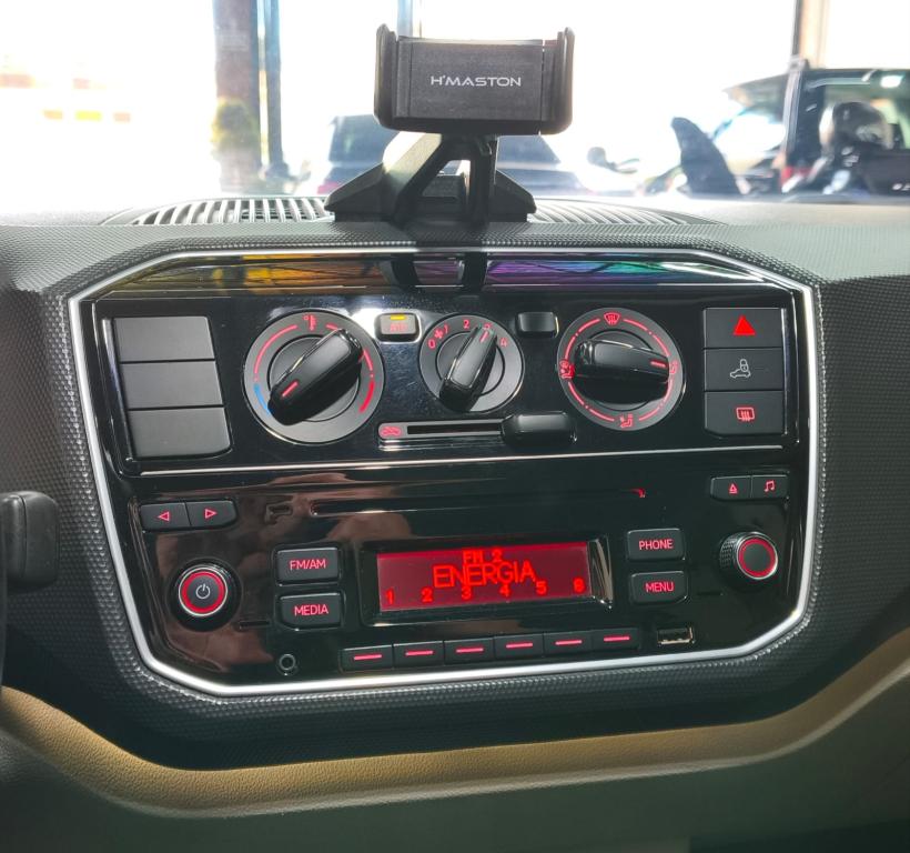 VOLKSWAGEN UP - Foto