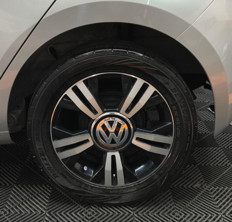 VOLKSWAGEN UP - Foto