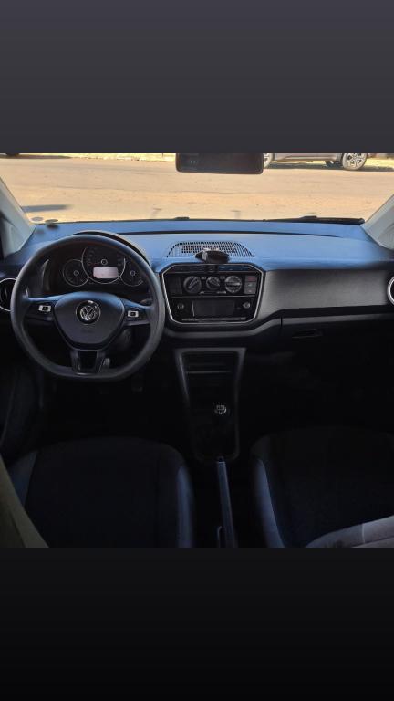 VOLKSWAGEN UP - Foto